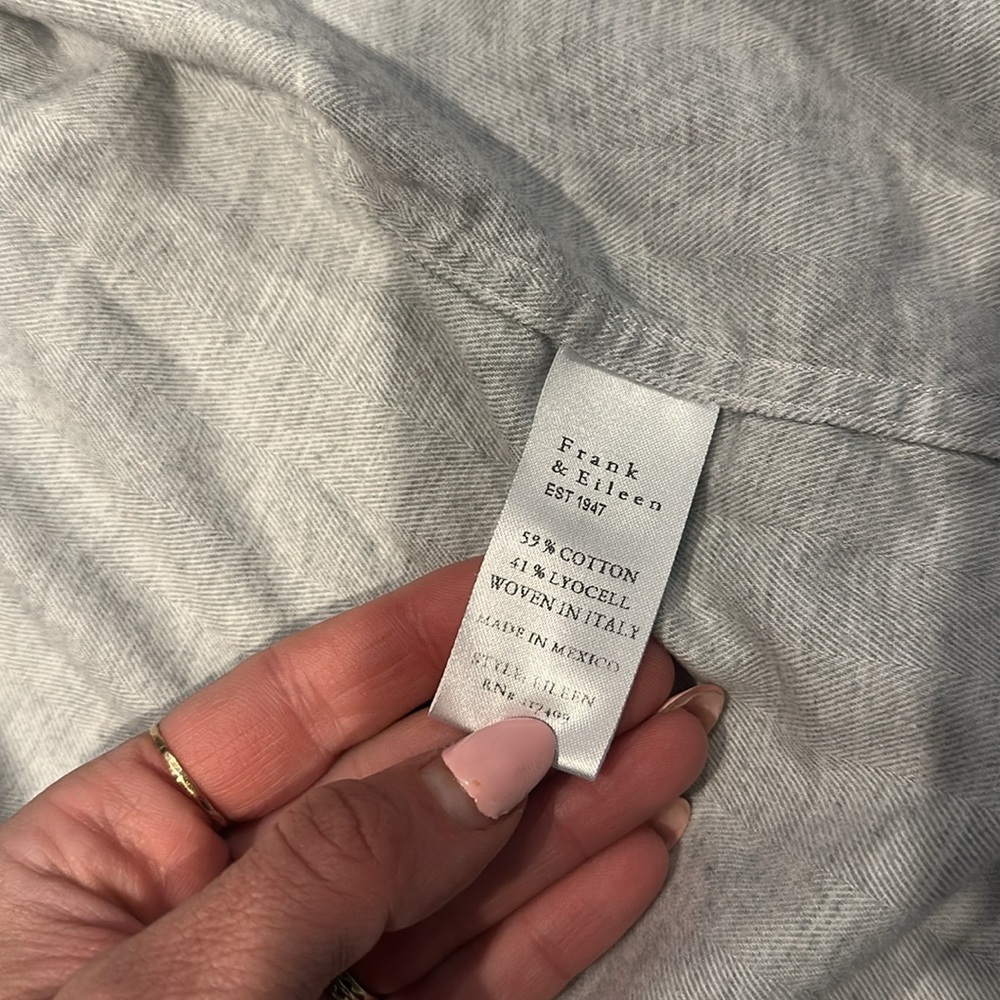 Frank & Eileen Light Gray Button Down Shirt - image 4